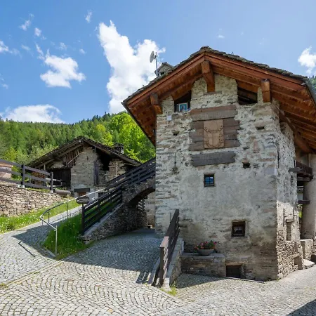 Lejlighed Les Combes By Interhome Introd